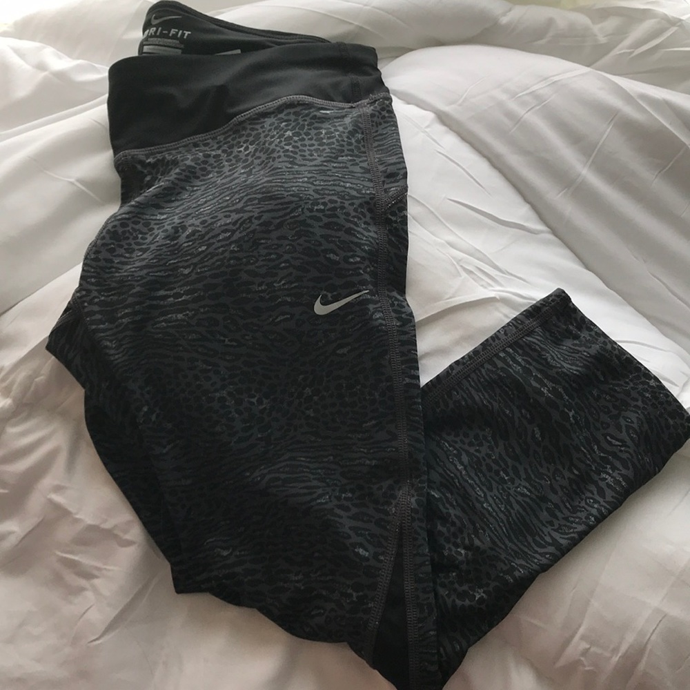 Nike Capri Print Leggings